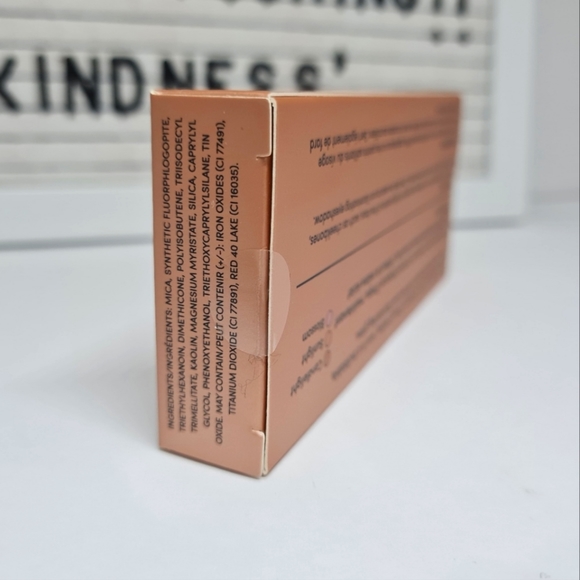 Cover FX: Custom Enhancer Palette -BNIB! - Picture 5 of 9